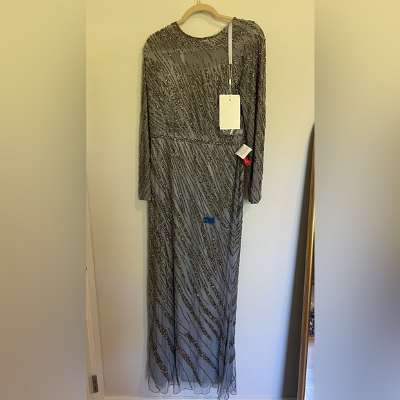 NWT - Mac Duggal Long Sleeve Beaded Column Gown Platinum - Picture 9 of 12